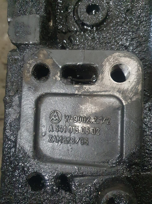 На Mercedes Actros 2000года нужен 5410150602 кожух маховика (плита).  - photo 1