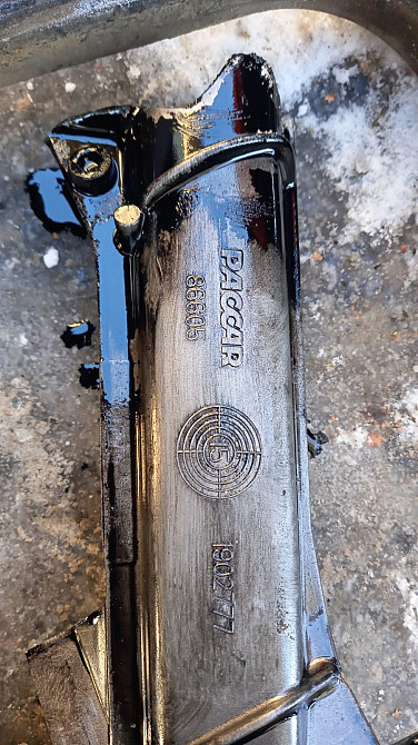 Нужен 1902777 маслоприёмник на DAF 105 евро 5.  - photo 1