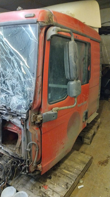 На МАN TGA ищу каркас или кабину, с низкой крышей узкая.  - photo 1