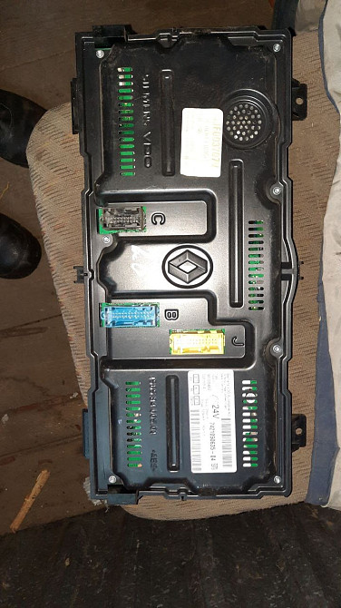 742105063504 Щиток приборов (приборная панель) к Renault Premium, 2008 г. Смоленск - изображение 1