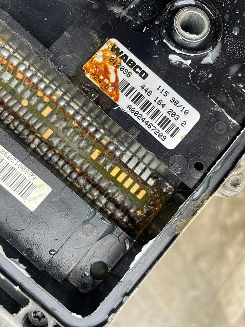 Нужен блок управления EPS 4461642032.  - photo 1