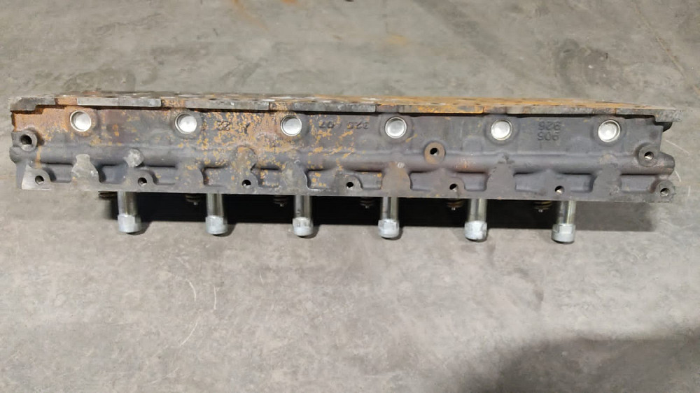 Куплю ГБЦ ОМ 906.  - photo 1