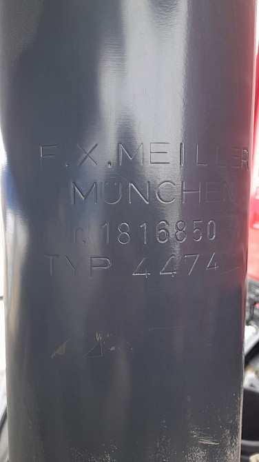 Ищу гидроцлинидр подъема кузова Typ 4474 MEILLER на Скания.  - photo 1